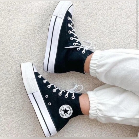 Converse Chuck Taylor All Star Lift Hi Top Sneaker Shoes Black 560845F Women 7 - Picture 2 of 10